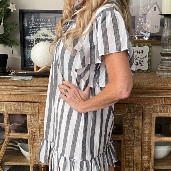 Who What Wear Striped Summer Dress -> Who What Wear Striped Summer Dress - Picture 5 of 8